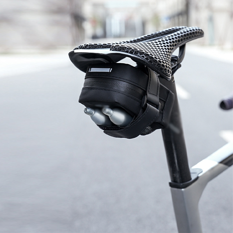 Saddle Bag Under Seat - 自転車サドルバッグ 大容量 防水 シート下バッグ サイクリングギア収納バッグ マウンテンバイク＆ロードバイク用