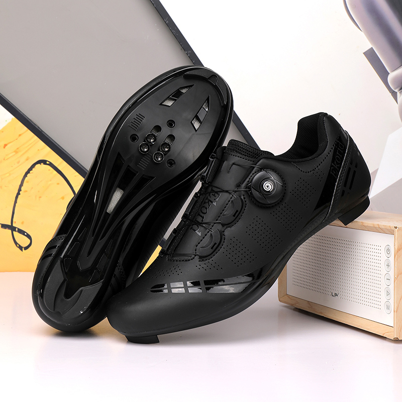メンズプロフェッショナルロードサイクリングスニーカー男性女性 - Cycling Commuter Shoes のレビューと価格